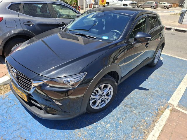 מודעת רכב מאזדה CX-3 1