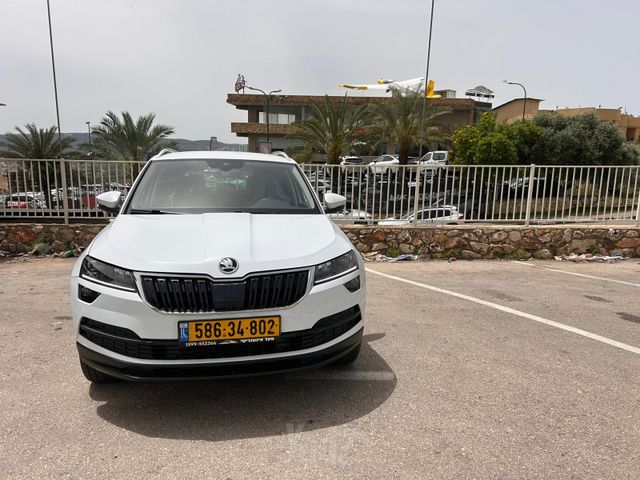 מודעת רכב סקודה קארוק