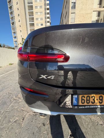ב מ וו X4