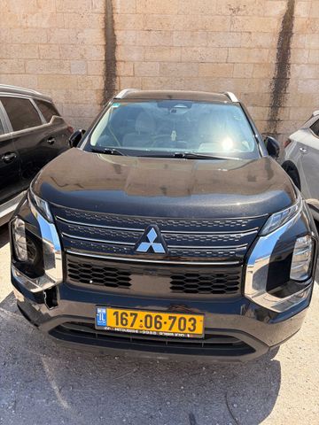 מיצובישי אאוטלנדר