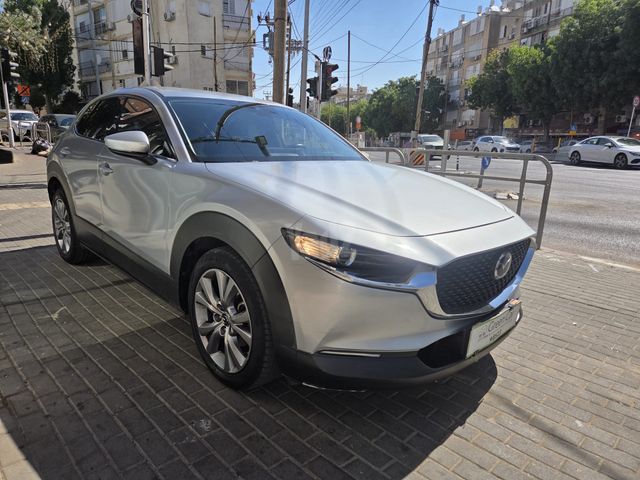 מאזדה CX-30