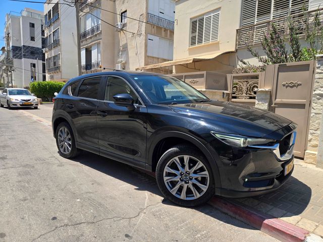 מודעת רכב מאזדה CX-5