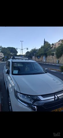 מודעת רכב מיצובישי אאוטלנדר