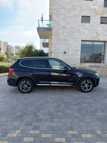 ב מ וו X3
