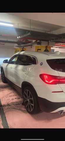ב מ וו X2