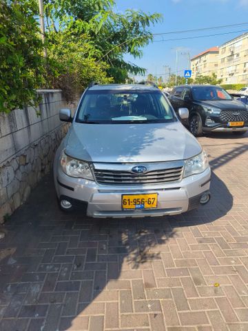 סובארו פורסטר