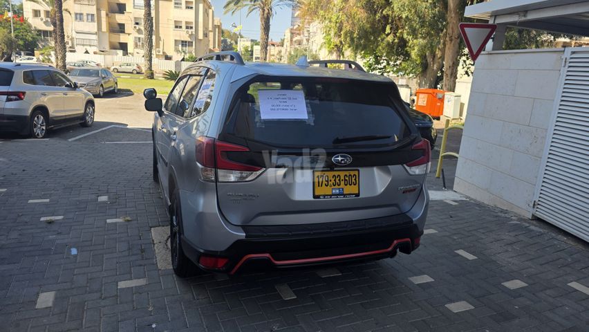 סובארו פורסטר