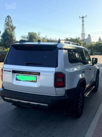 מודעת רכב טויוטה לנד קרוזר