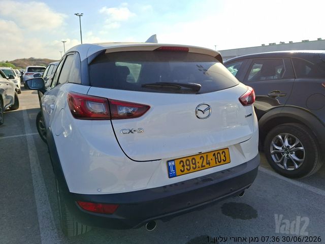 מודעת רכב מאזדה CX-3