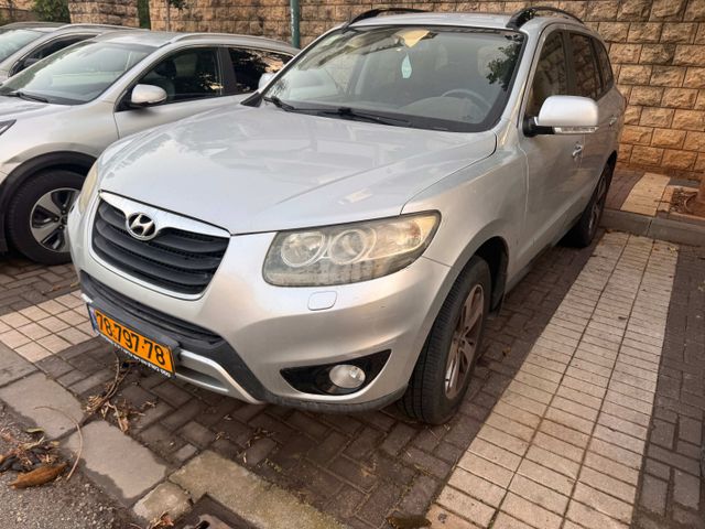 מודעת רכב יונדאי סנטה פה