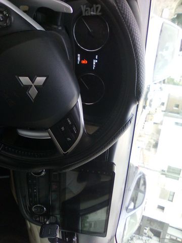 מיצובישי אאוטלנדר