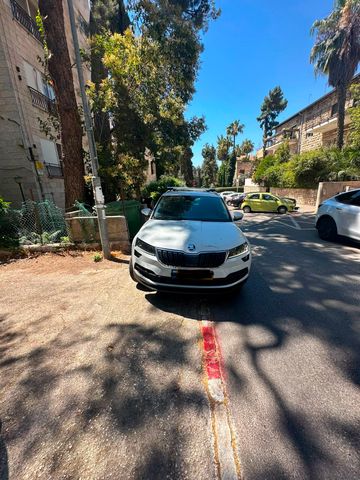 מודעת רכב סקודה קארוק