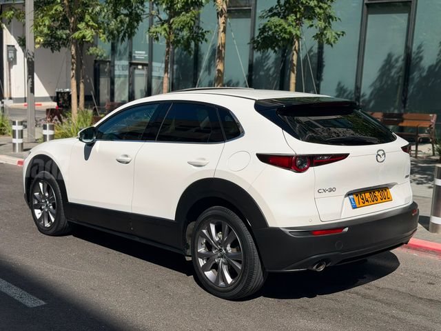 מאזדה CX-30