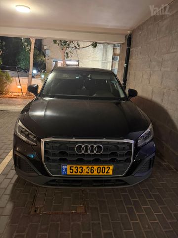 אאודי Q2