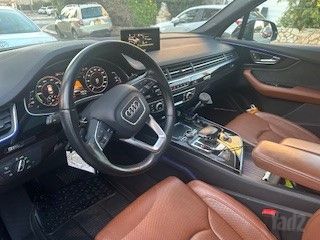אאודי Q7