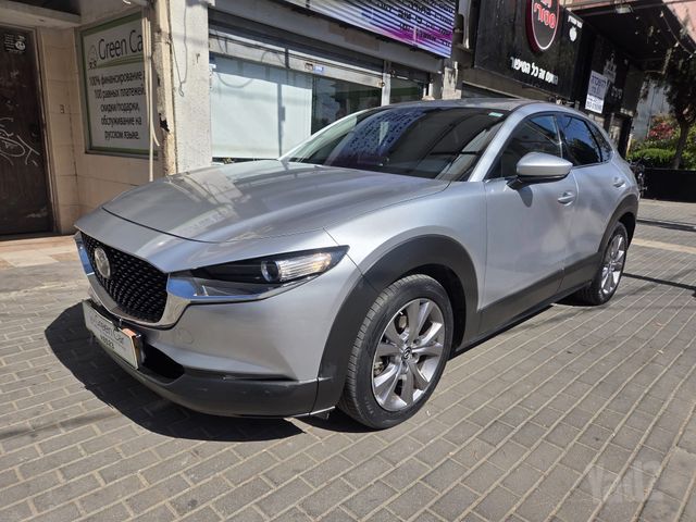 מודעת רכב מאזדה CX-30 2