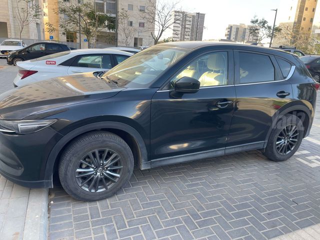 מודעת רכב מאזדה CX-5