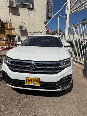 מודעת רכב פולקסווגן אטלס