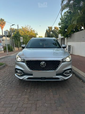מודעת רכב אם ג'י EHS PHEV