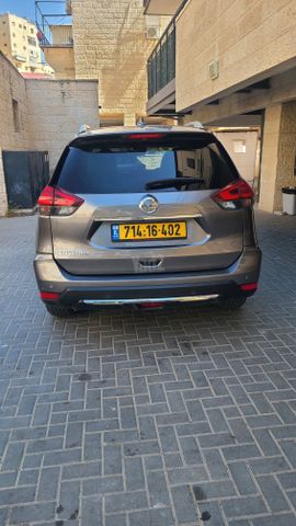 ניסאן אקס טרייל