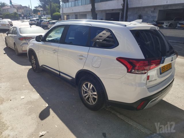 מודעת רכב מיצובישי אאוטלנדר