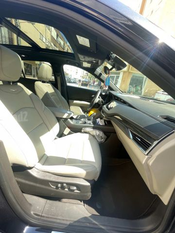 קאדילק XT4