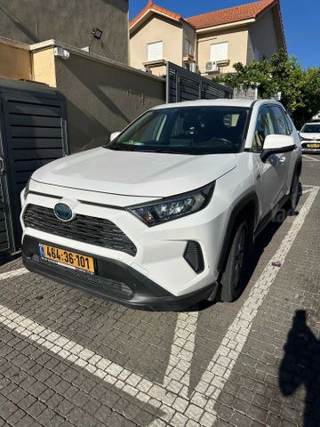 מודעת רכב טויוטה RAV4