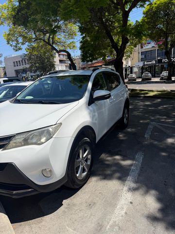 טויוטה RAV4
