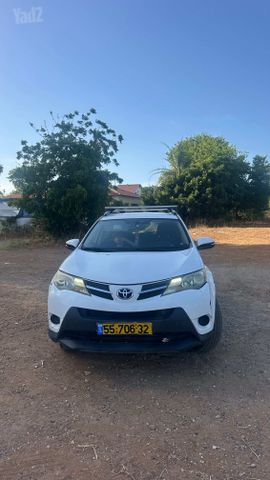 טויוטה RAV4
