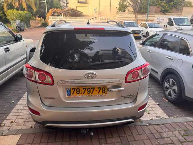 יונדאי סנטה פה