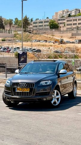מודעת רכב אאודי Q7