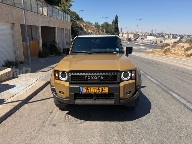 טויוטה לנד קרוזר