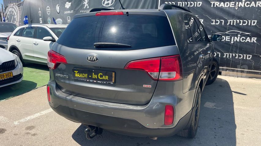 קיה סורנטו