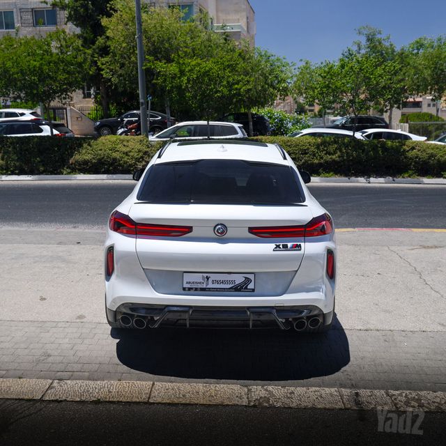 ב מ וו X6 M