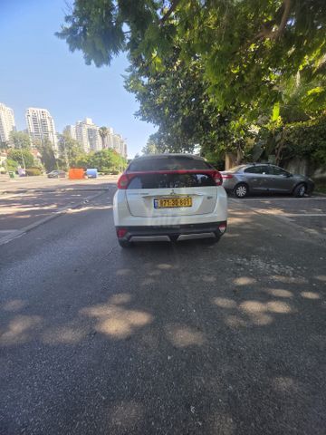 מיצובישי אקליפס קרוס