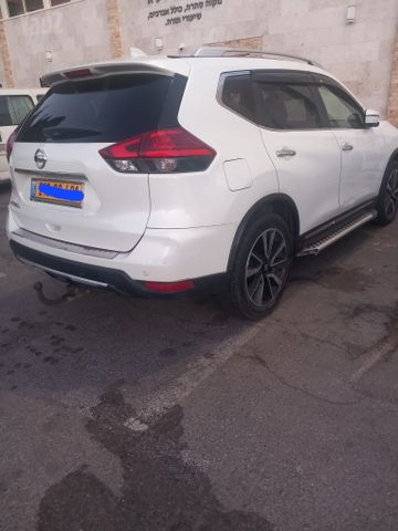ניסאן אקס טרייל
