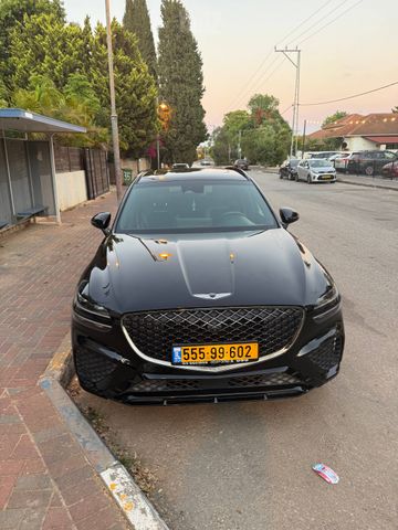 ג'נסיס GV70