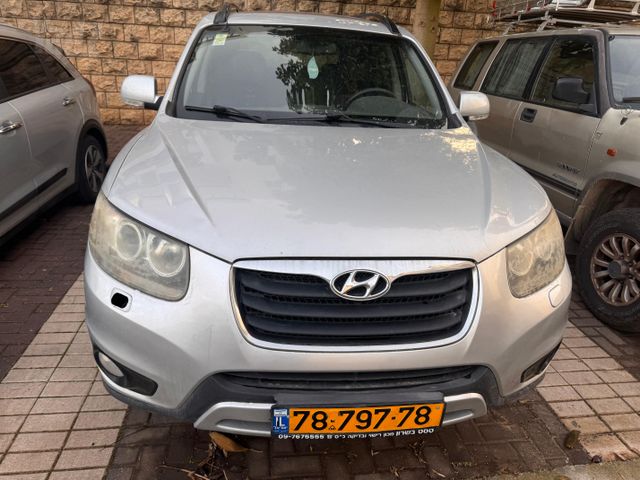 יונדאי סנטה פה