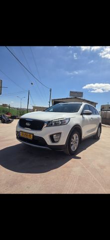 קיה סורנטו