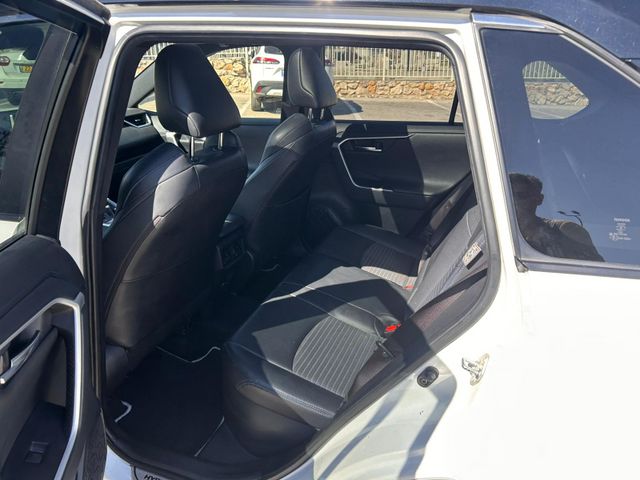טויוטה RAV4