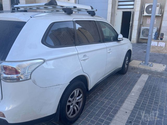 מודעת רכב מיצובישי אאוטלנדר