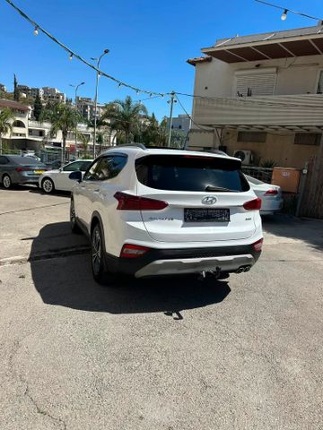 יונדאי סנטה פה
