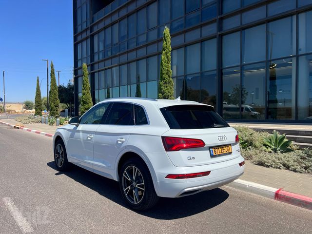 אאודי Q5