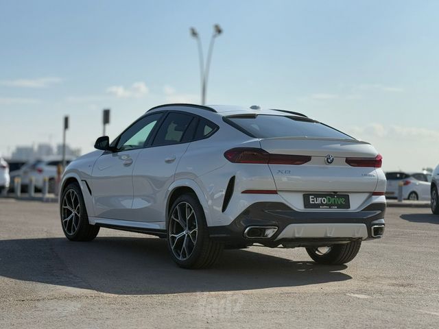 ב מ וו X6