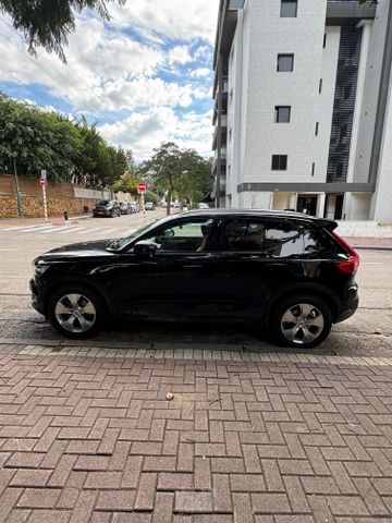 וולוו XC40