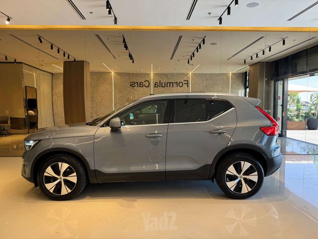 וולוו XC40
