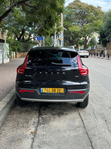 וולוו XC40