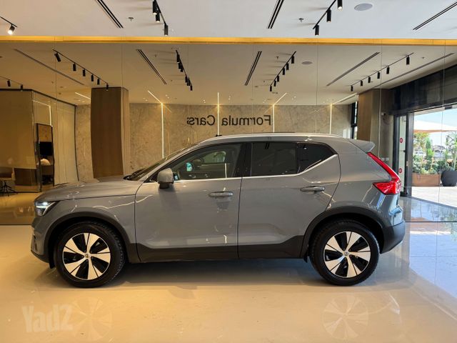 וולוו XC40