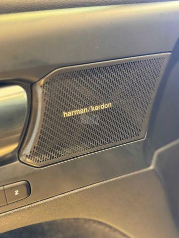 וולוו XC40