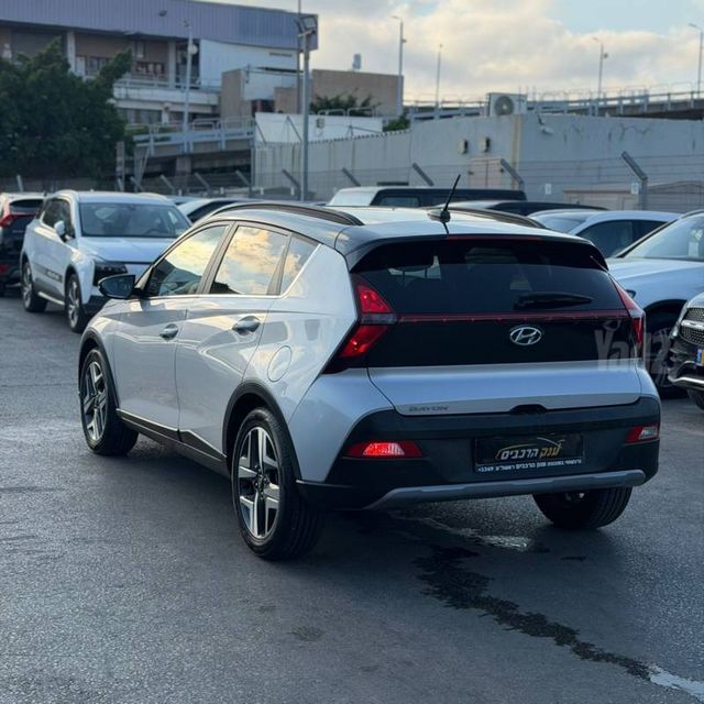 יונדאי באיון